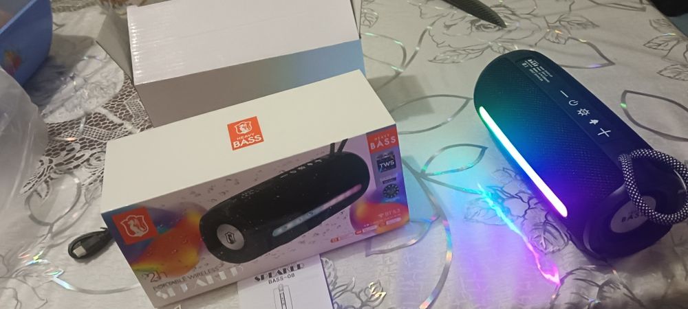 Продам новый Колонка блютуз