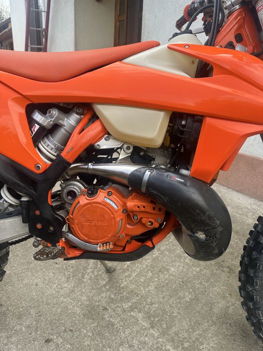 ‼️ Se vinde KTM 300 2t 2023  195 h cu acte full protecti sincuchitul de fabrica‼️
