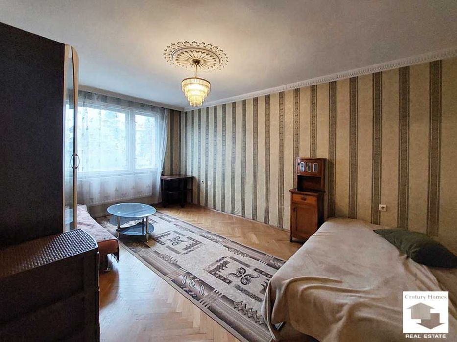 Продава се Двустаен апартамент в Велико Търново, Център - 61 кв.м за 1787 €/кв.м - Снимка #1