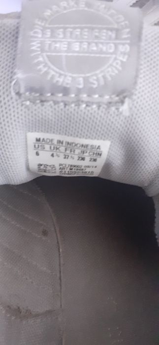 Маратонки ADIDAS ном. 37,5