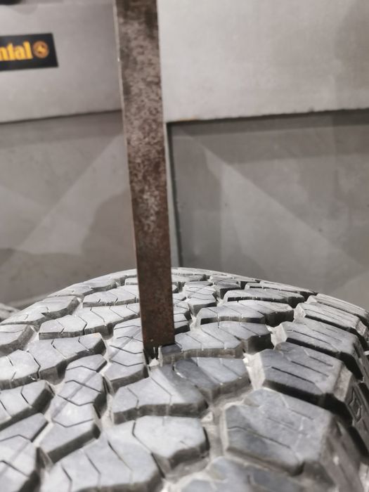 Предлагам гуми за джип General Grabber AT3 размери 235/65/17 XL