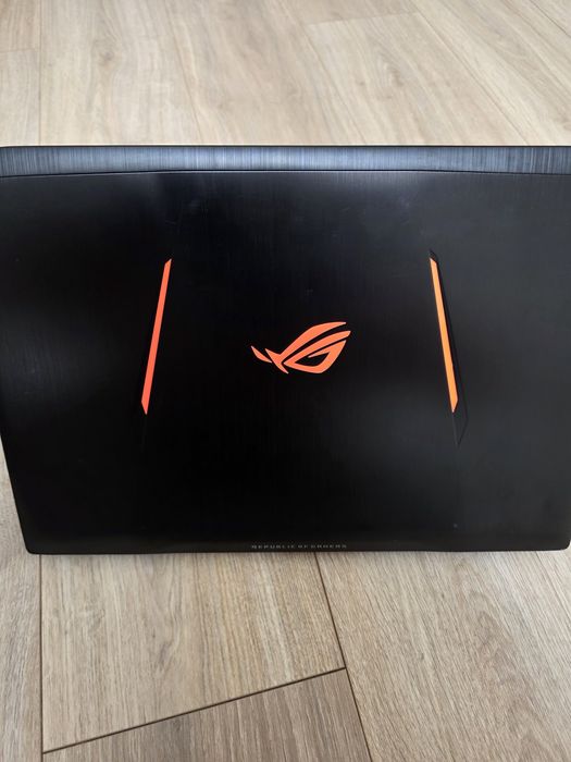 De vânzare asus rog
