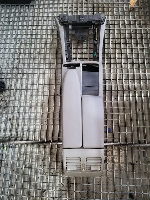 Cotiera grile ventilatie mercedes c class w204