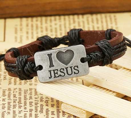 Шикозна кожена гривна с плочка