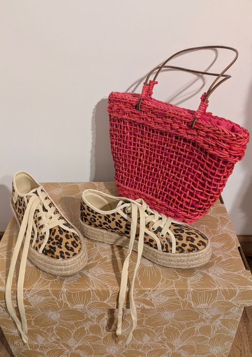 Pachet sneakers platformă  (37, dar se potrivesc mai bine la 38)+ geantă beach