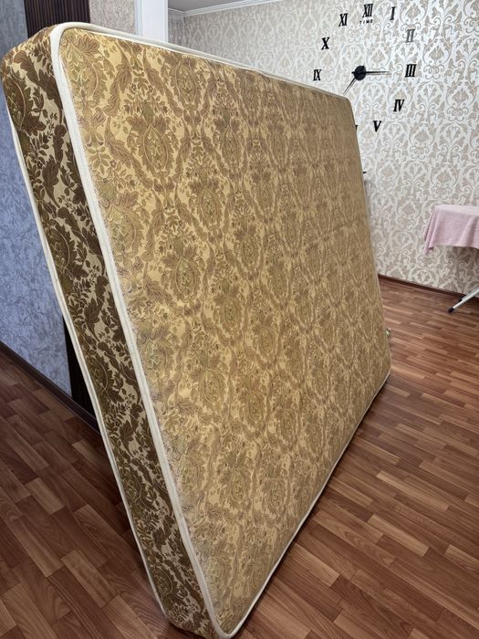 Продается матрас 160*200