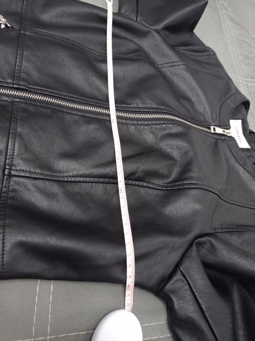 Дамско кожено яке