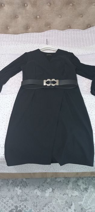 Елегантна дамскя рокля