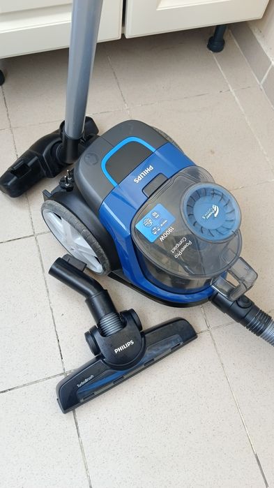 Пылесос Philips 1900w