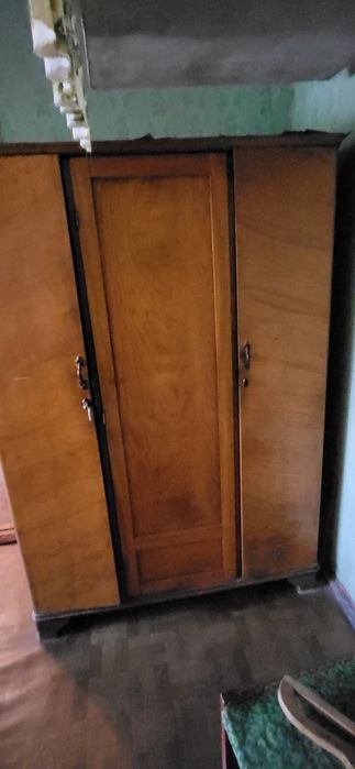 Продаётся мебель срочно , комплекс мебели