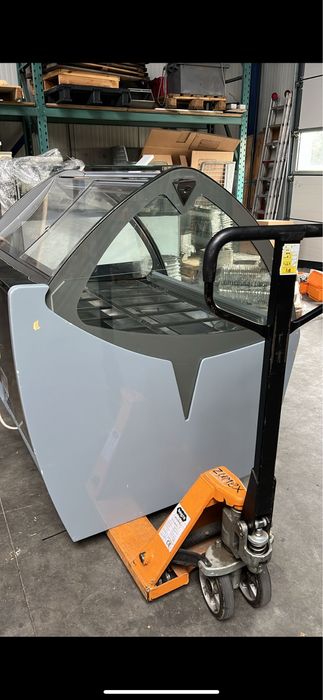 Италия Витрини за Сладолед ТОП ОФЕРТА!