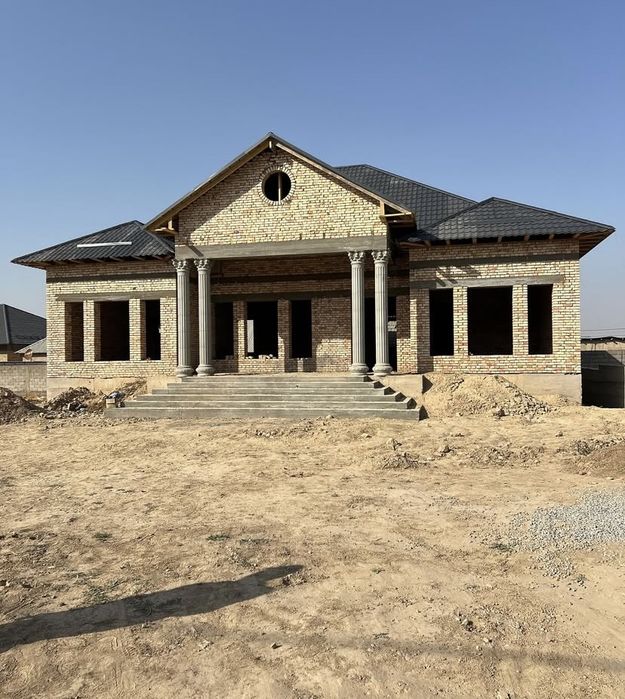 Бригада узбеков. Стройка. Строители. Монолит. Кладка. Штукатурка.