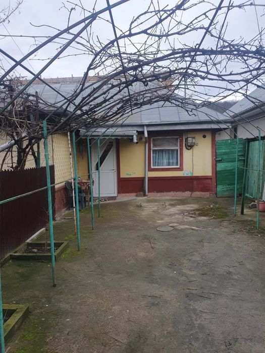 Casă de vânzare – 3 camere | Galata, Str. Cicoarei, Iași | 120.000 € negociabil