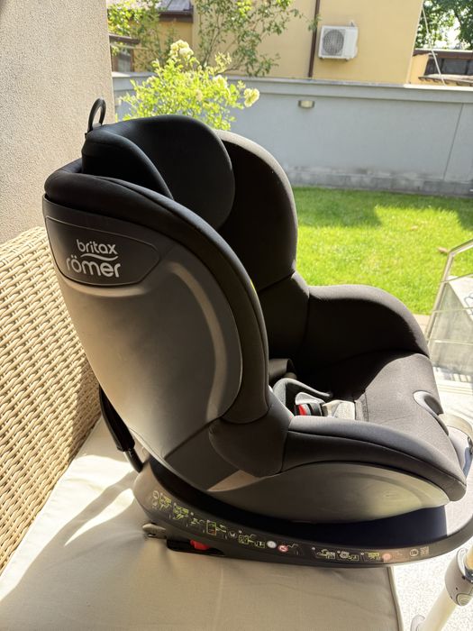 Scaun auto Britax Römer Dualfix, 0-18kg, rotire 360°, Isofix, stare impecabilă