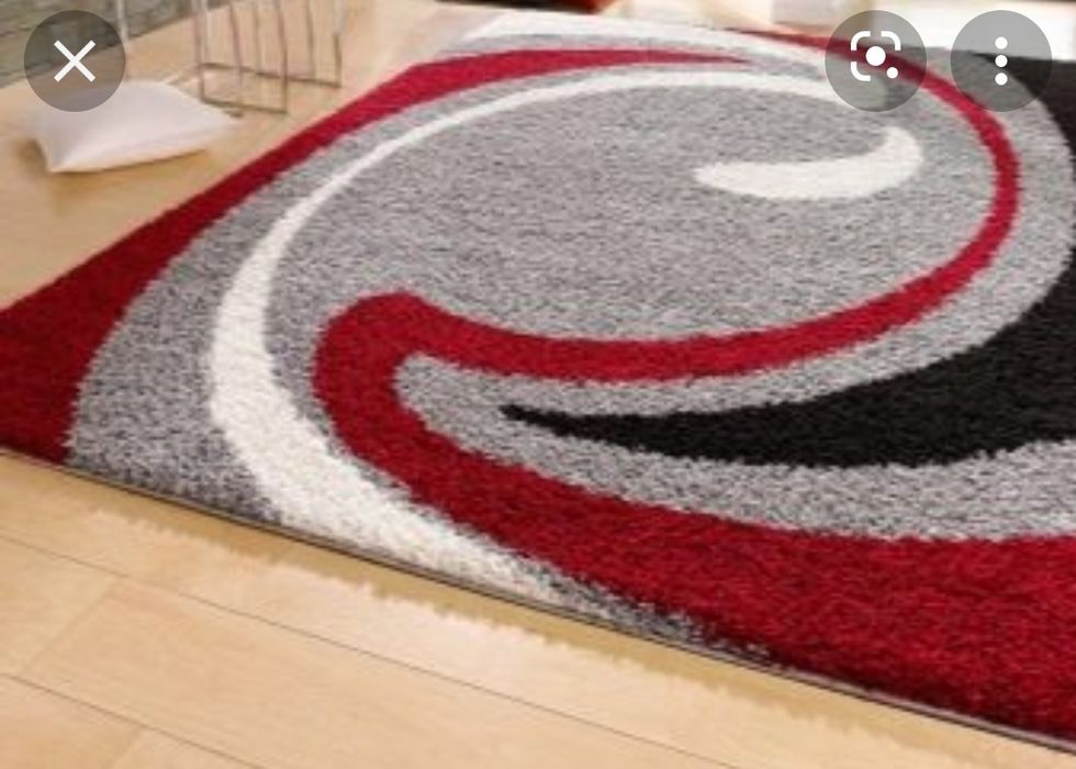 Ковёр 3 на 4 в отличном состоянии