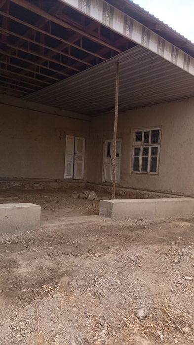 Uchastka tayyor 8 sotoxli sotiladi