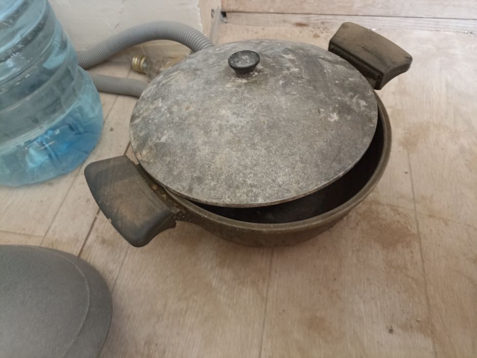 Сковорада разные,чайники,кострюля,казан