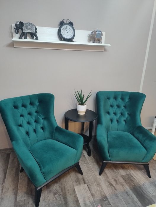 Fotolii tip Chesterfield cu masuta