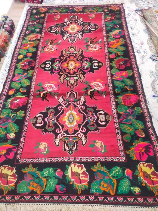 Қол кілемдер, б/у