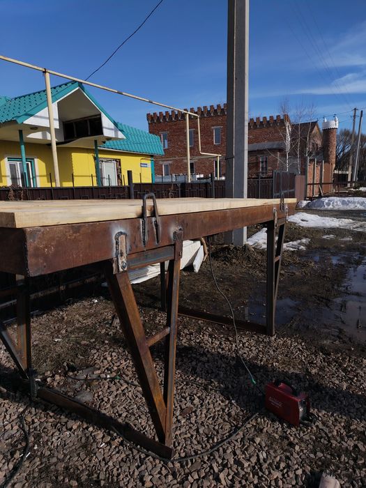 Стол каменщика новый