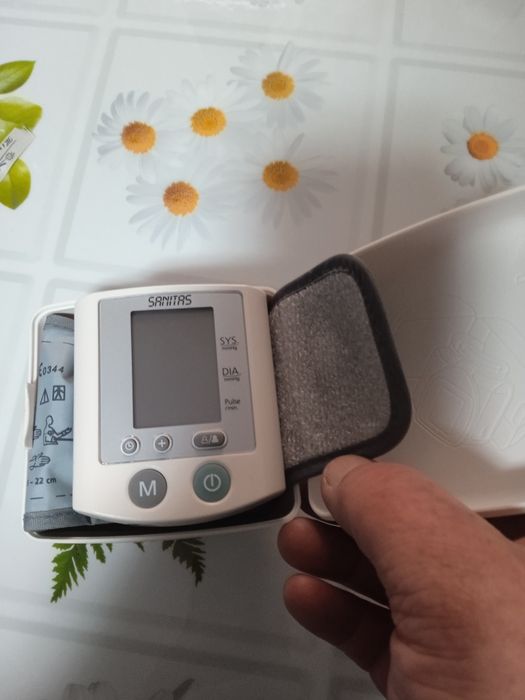 Тонометр немецкий.