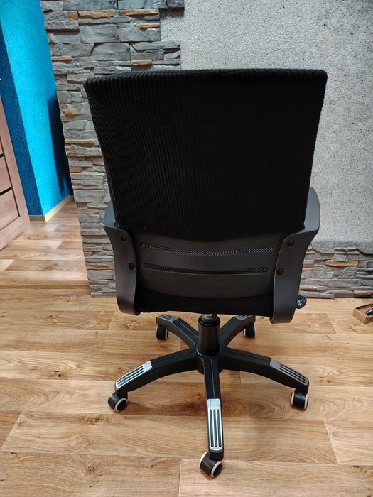 Компьютерный стул