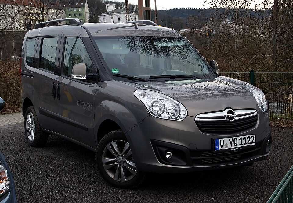 Piese noi si din dezmembrari Opel Combo 2012-2018
