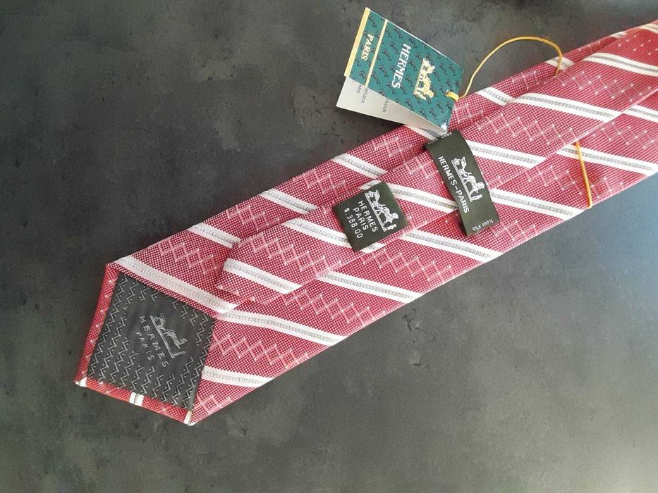 Копринена вратовръзка Н E R M Е S