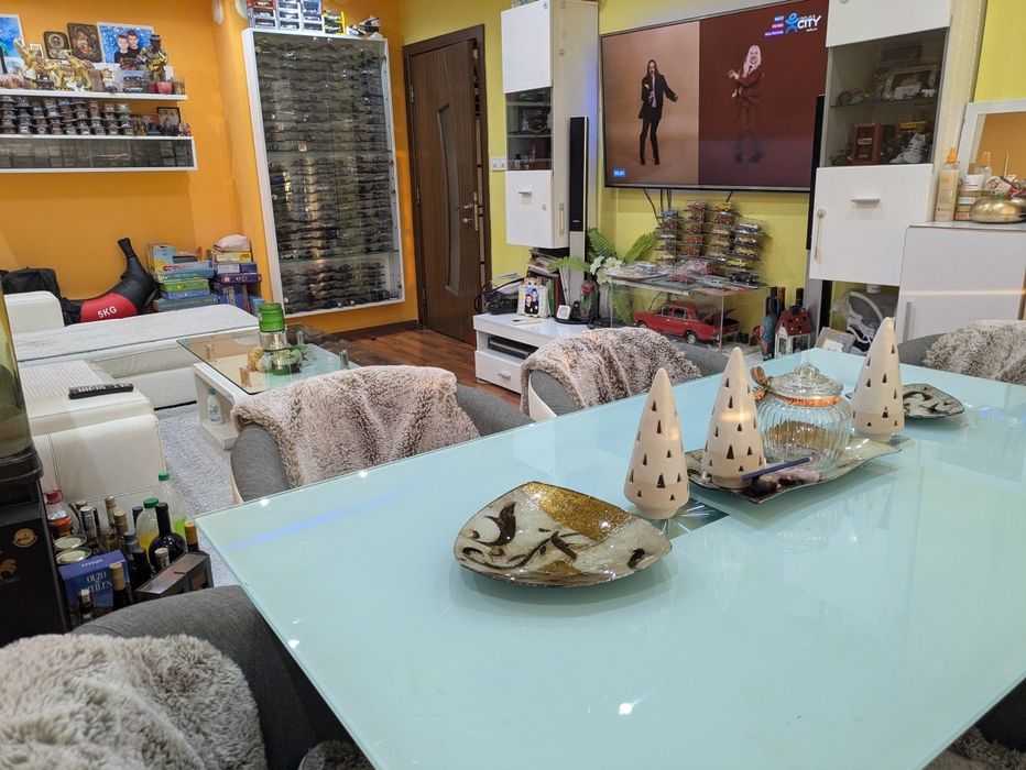 Дава се под наем Тристаен апартамент в Варна, Възраждане 1 - 70 кв.м за 612 € - Снимка #13