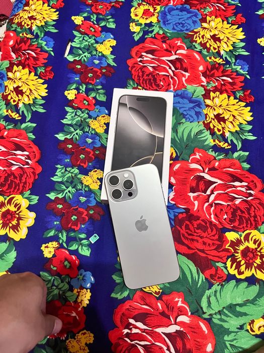 iPhone 16pro max 256gb