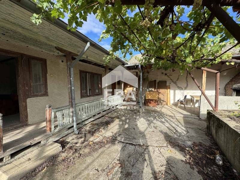 Продава се Къща в с. Айдемир, Област Силистра - 79 кв.м за 342 €/кв.м - Снимка #1