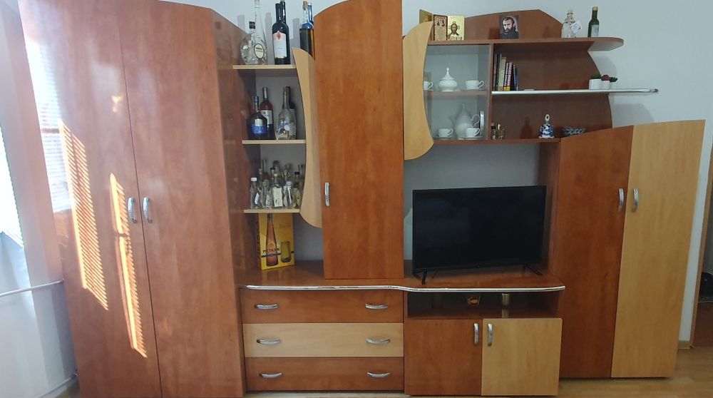 Mobilă pentru camera de zi