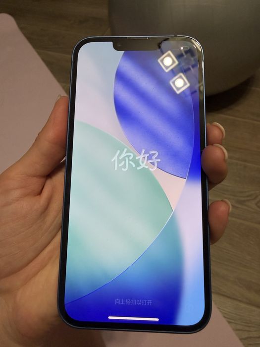 iPhone 13 синий