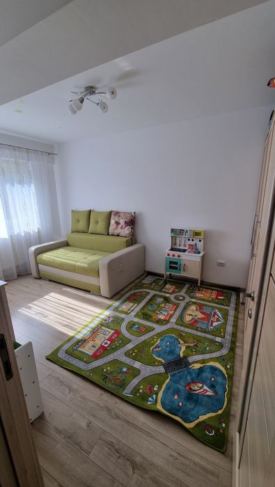 Persoana fizica-Schimb ap 3 camere bloc nou CUG pe IASI