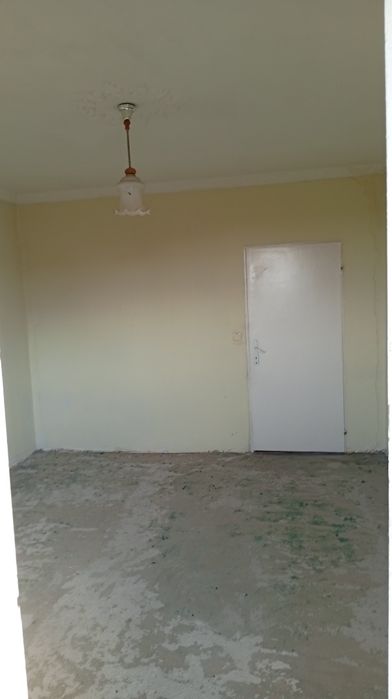 Продава се Двустаен апартамент в Нова Загора - 61 кв.м за 738 €/кв.м - Снимка #4