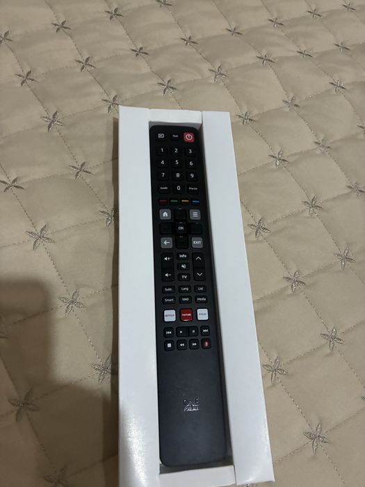 Чисто ново Универсално Дистанционно One For All URC4922 (TCL, Thomson, Toshiba, Real)