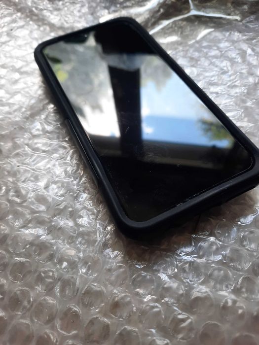 Samsung Galaxy А20е, c чудесна защита.