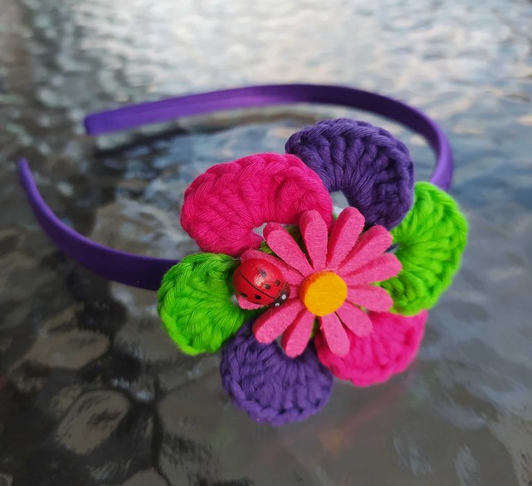 Диадеми плетени цветни