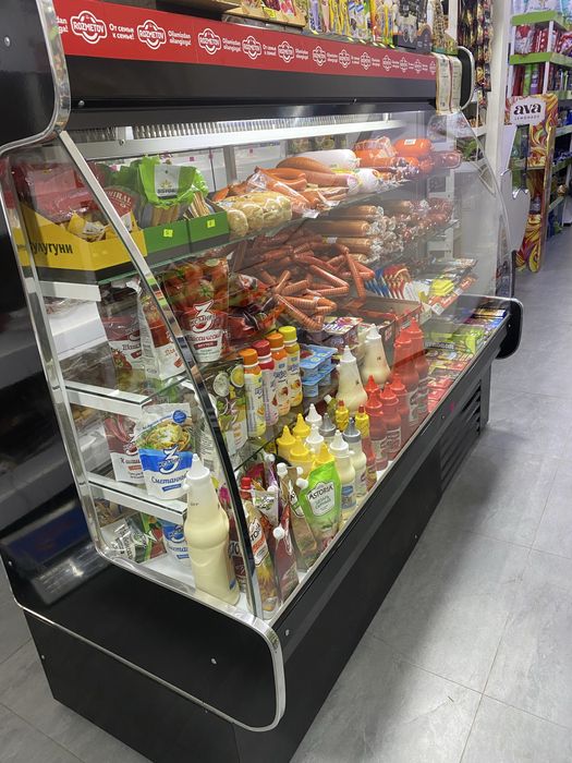 Vetrina xaladelnik.  700$