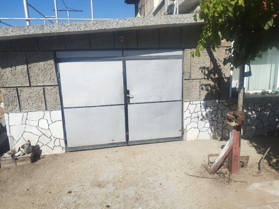 Продава се Къща в с. Цалапица, Област Пловдив - 300 кв.м за 417 €/кв.м - Снимка #11