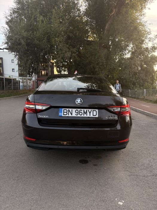 SKODA Superb 2016 — imagine 4