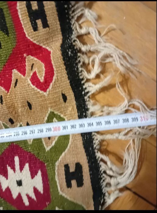 Чипровски килим 300×250 см – ръчно тъкан ~ 100г стар.