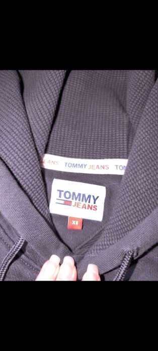 Tommy Hilfiger оригинално дамско горнище С размер