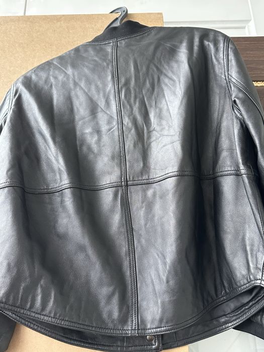 Продам женскую кожанку