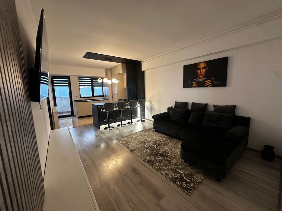 Apartament 3 camere, 72 mp, proaspat renovat si total utilat.
