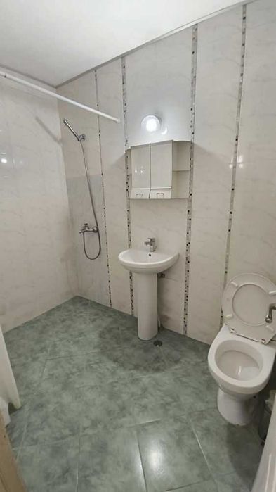 Дава се под наем Двустаен апартамент в Пловдив, Южен - 60 кв.м за 255 € - Снимка #4