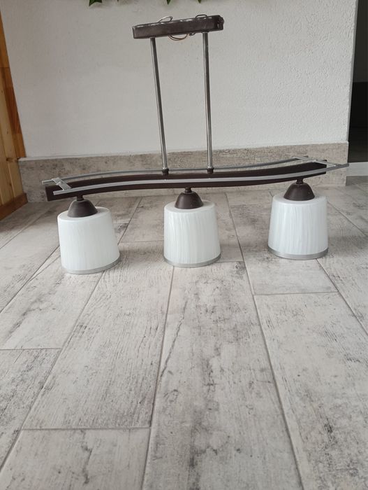 Lustra in state foarte buna