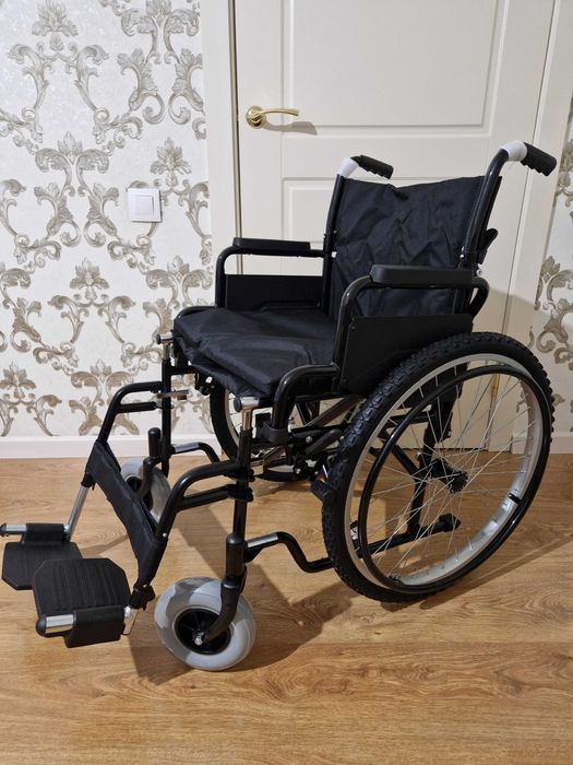 инвалидная коляска