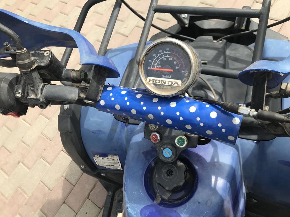 Продам квадрацикл 125 кубов