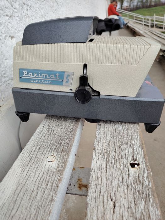 Немски проектор от 50 те.